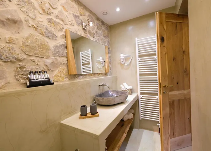 δρυάς Πολύδροσος